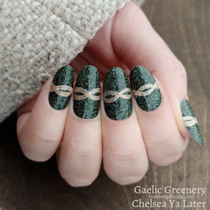 St Patricks Day Nails - Sparkly Green Celtic Nails