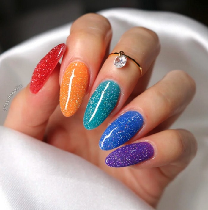 Spring Nails 2022 - rainbow skittles