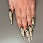 Star Wars Nails - Yoda Stiletto
