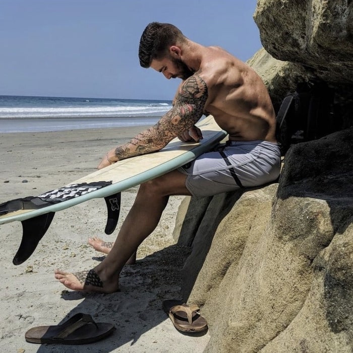 Thoren Bradley Chopping Wood Guy - surfing