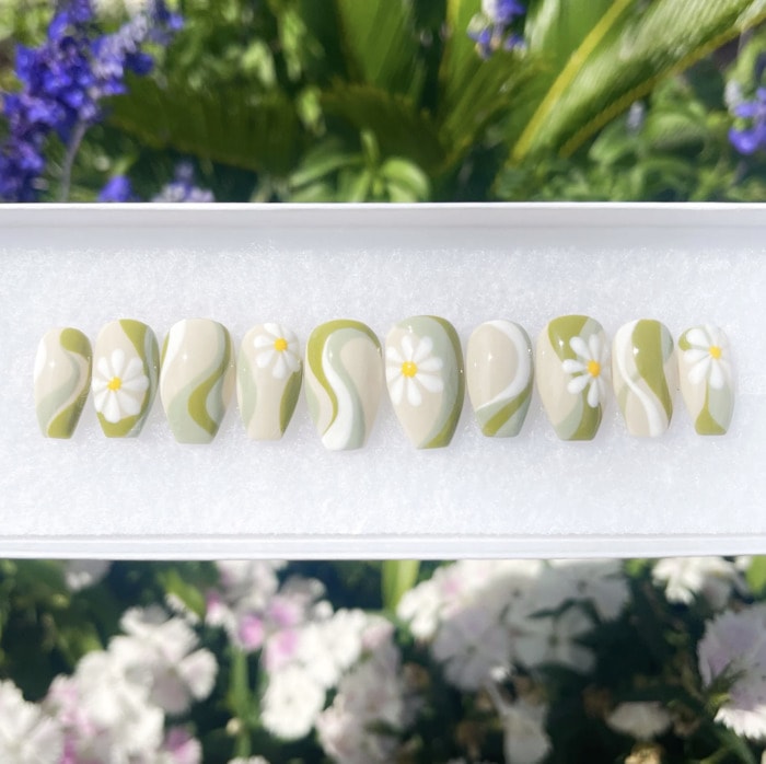 Cute Summer Nails - Green Daisy Press-Ons