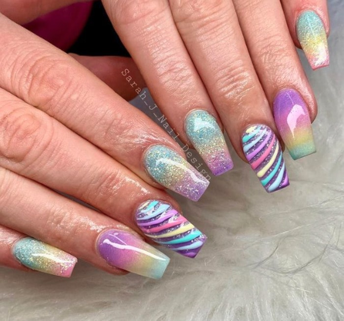Summer Ombre Nails - striped rainbow