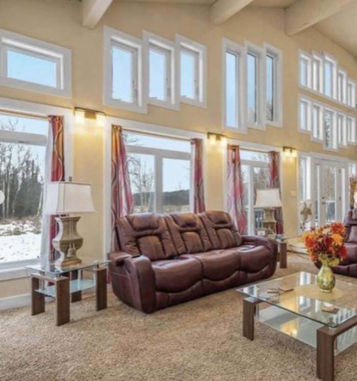 Zillow Gone Wild - windows infinity