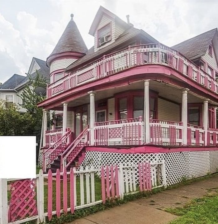 Zillow Gone Wild - pink home