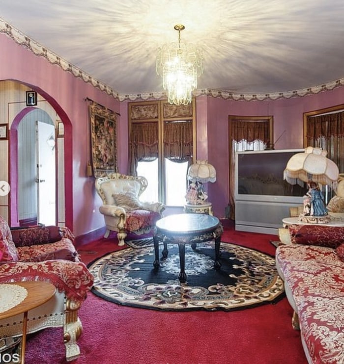 Zillow Gone Wild - pink home
