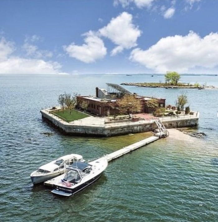 Zillow Gone Wild - water views