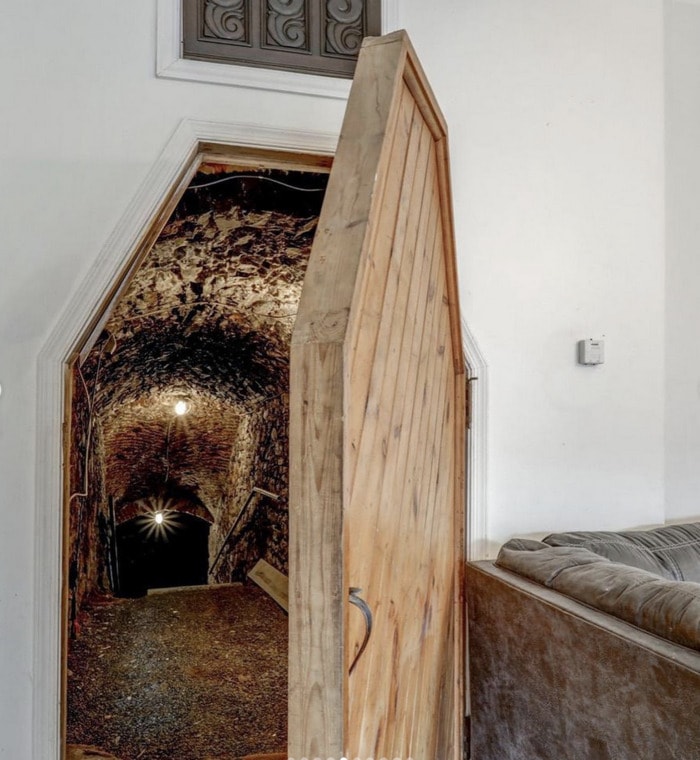 Zillow Gone Wild - mancave