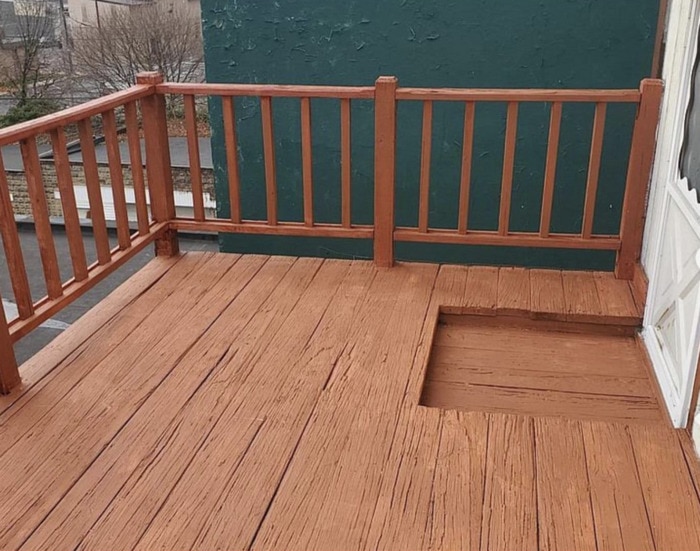 Zillow Gone Wild - two level deck