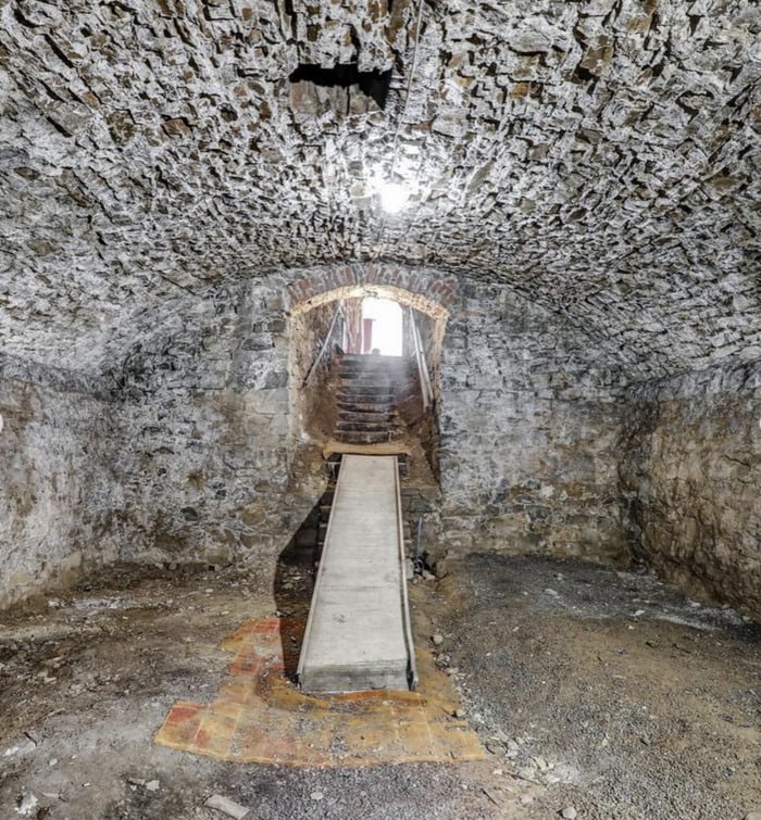Zillow Gone Wild - mancave