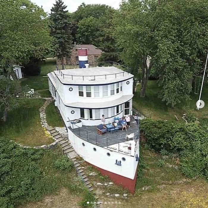 Zillow Gone Wild - boat on land