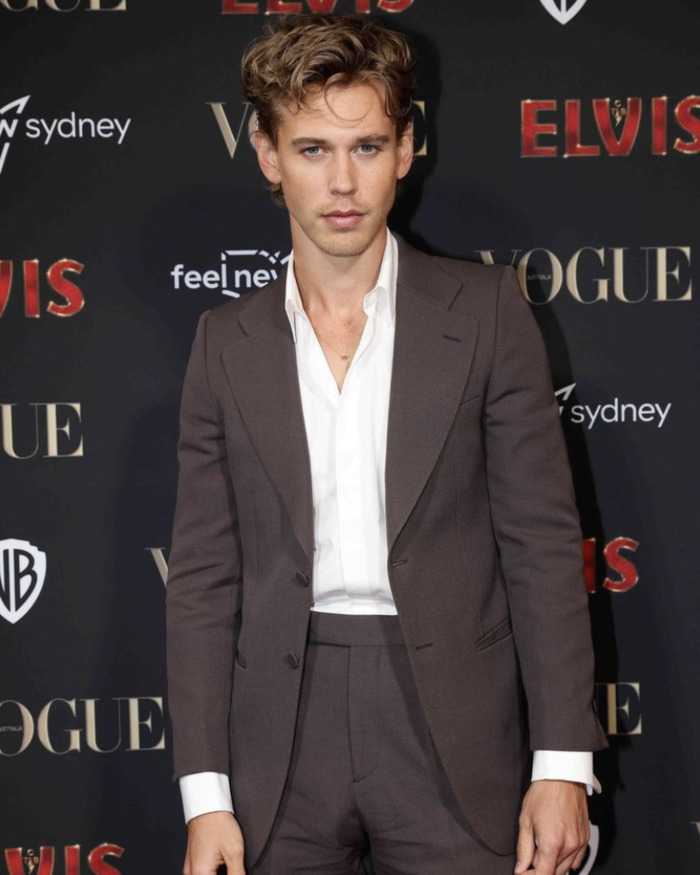 Austin Butler Photos - smoulder