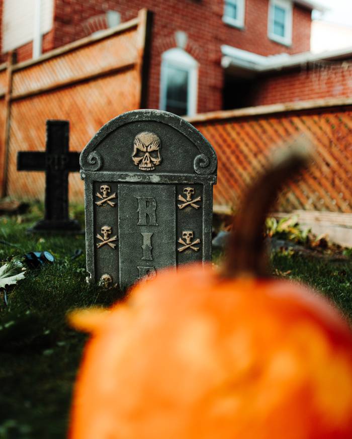 scary stories - halloween decorations