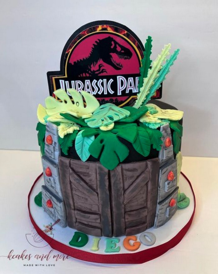 90s Cake Ideas - Jurassic Park