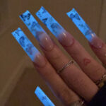 Butterfly nails - glow in the dark