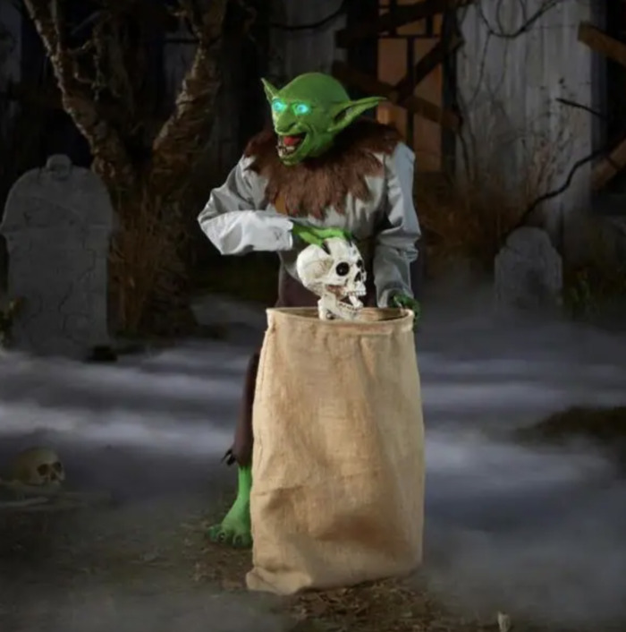 Home Depot Halloween 2022 - Animatronic Goblin