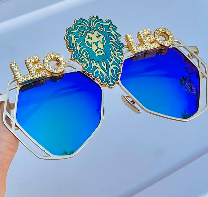 Leo gifts - sunglasses