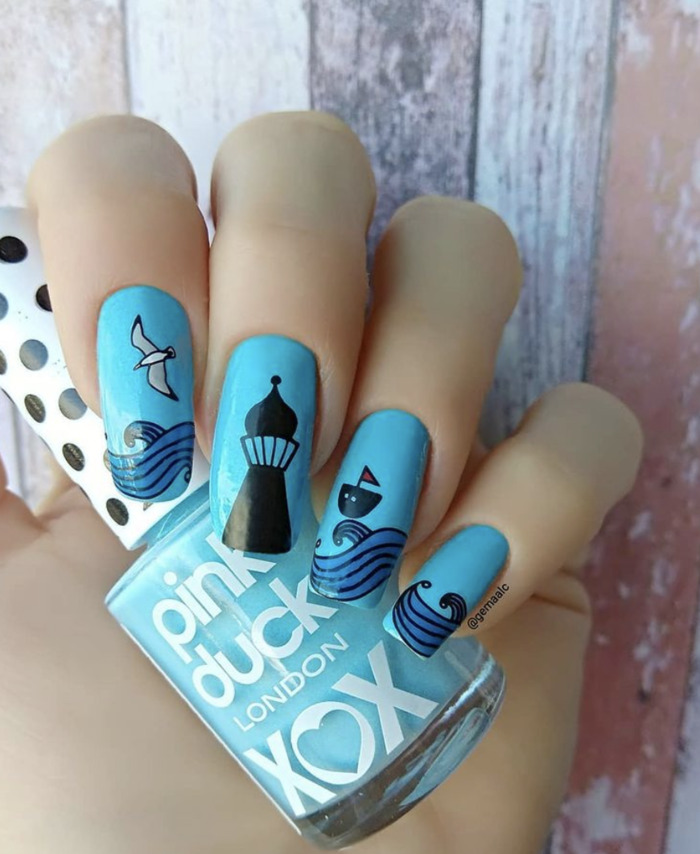 Ocean Nails - lighthouse