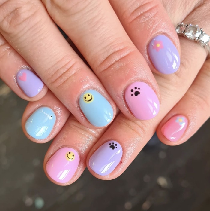 Summer Gel Nail Designs - pastel cat themed
