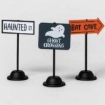 Target Halloween Hyde Eek 2022 - ghost signs