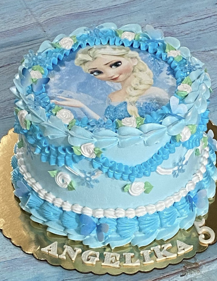 Vintage Cakes - Elsa frozen cake