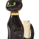 Bath and Body Works Halloween 2022 - cat candle holder