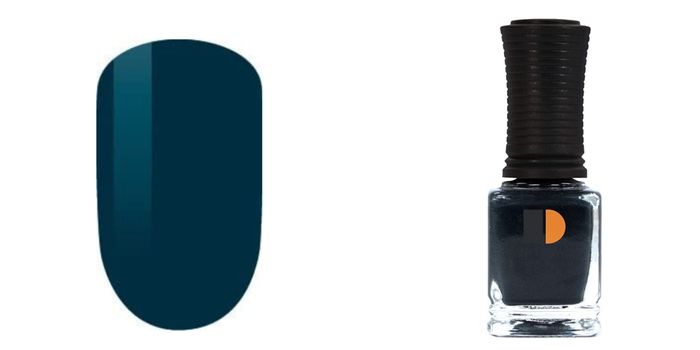 Fall Nail Colors 2022 - LeChat Dare to Wear Destiny