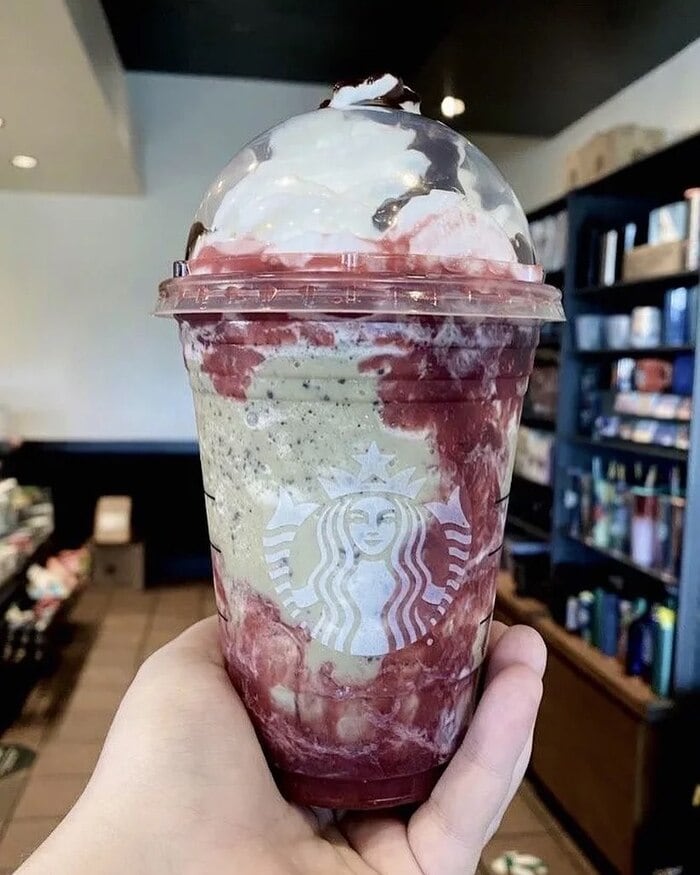 Starbucks Cold Drinks - Demogorgon Frap (grande)