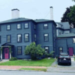 Salem Airbnb - Ives Inn