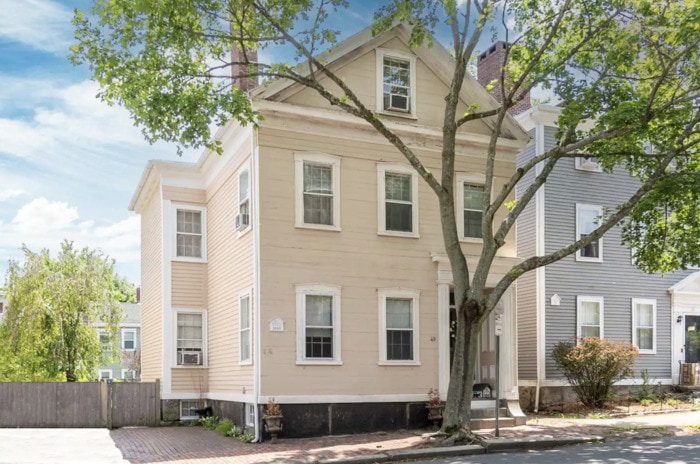 Salem Airbnb - John Edwards House