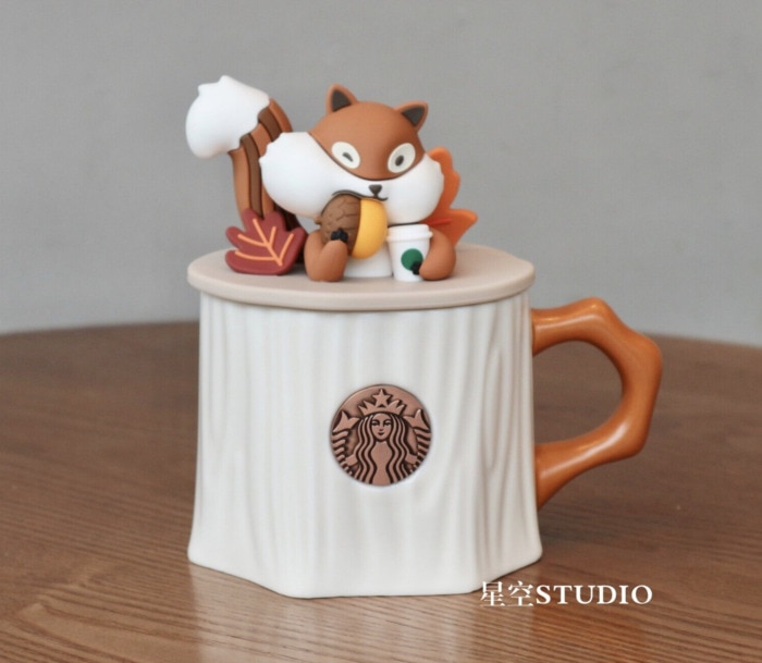 450ml/15oz Squirrel Wood Grain Ceramic Mug (Starbucks Autumn Forest 2022)