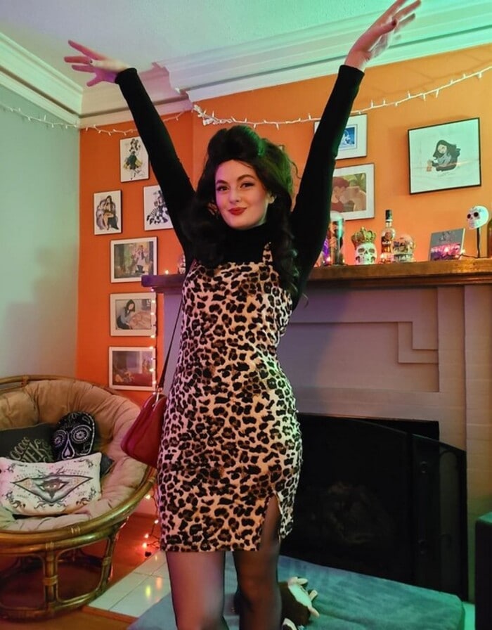 90s Halloween Costumes - Fran Fine From The Nanny
