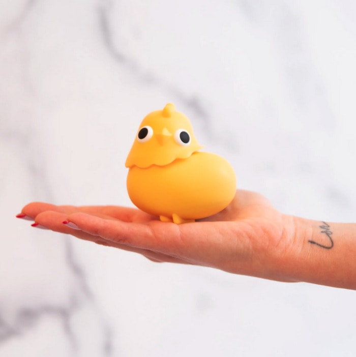Emojibator - chickie vibrator