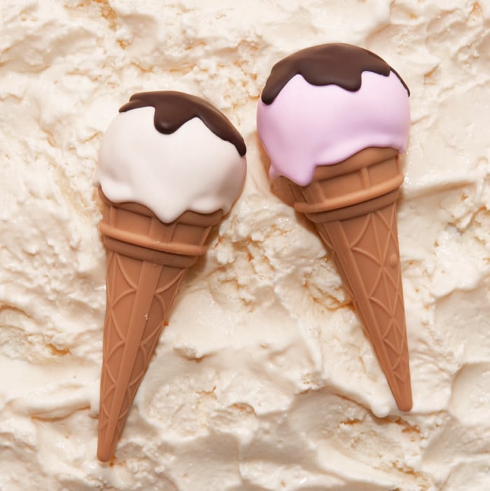 Emojibator - ice cream vibrator