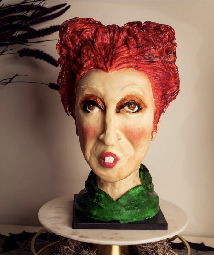 Hocus Pocus Cakes - Winifred Sanderson