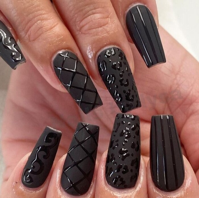 Shiny Black Acrylic Nails
