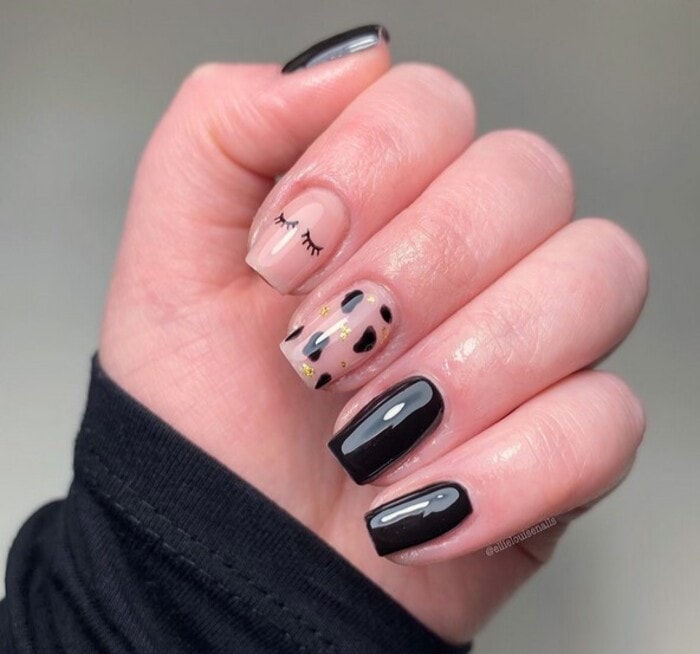 Black Nails - Cute Cow Nail Accent