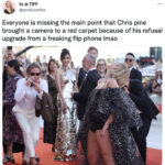 Chris Pine Don't Worry Darling Premiere Memes Tweets - chris pine snapping photos