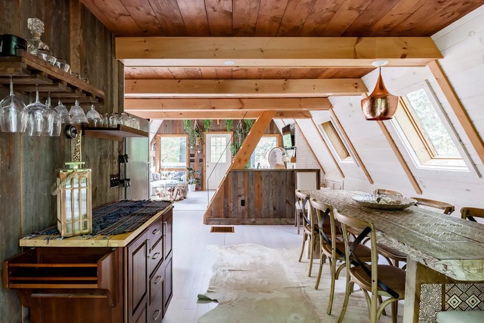 Fall Foliage Airbnb - The Canopy House