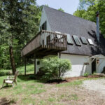 Fall Foliage Airbnb - The Canopy House