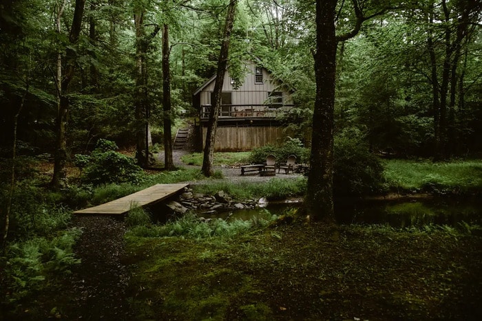 Fall Foliage Airbnb - Pocono Mountains Romantic Getaway
