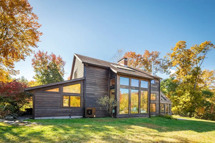 Fall Foliage Airbnb - Glasco Woodstock