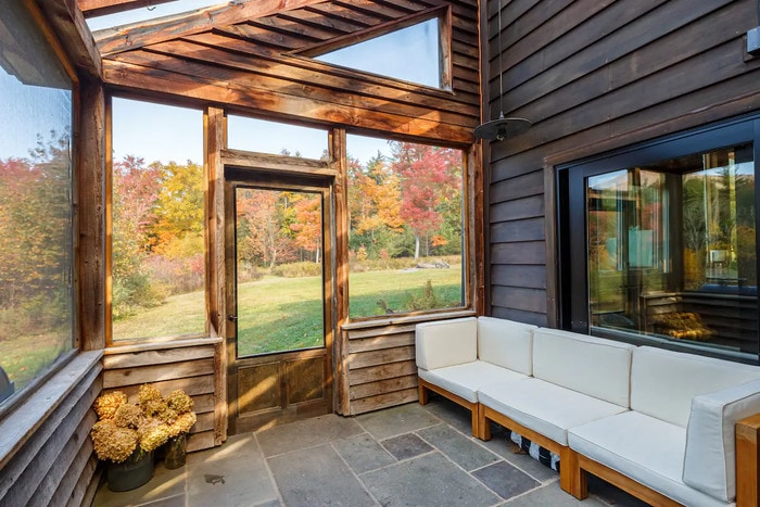 Fall Foliage Airbnb - Glasco Woodstock