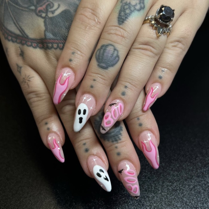 Cute Halloween Nails - boo ghosts