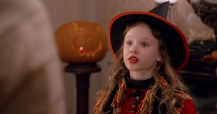 Hocus Pocus Characters Then and Now - Dani Dennison