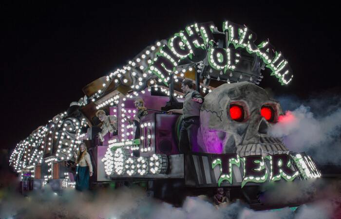 Halloween Puns -ghost train