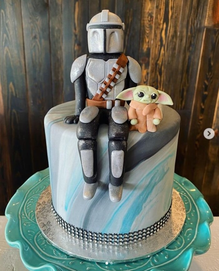 Star Wars Cakes - Mandalorian Cake