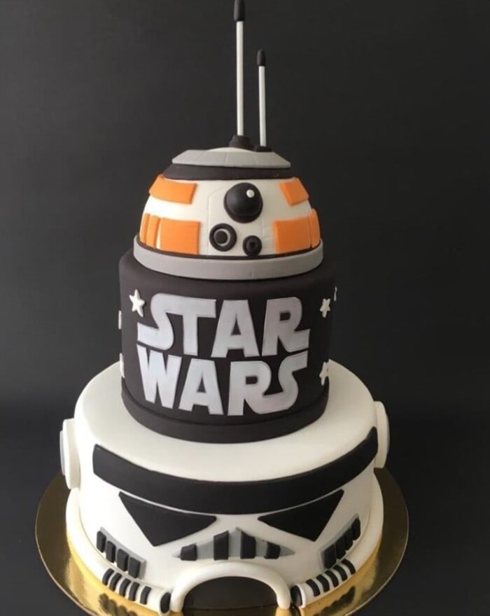 Star Wars Cakes - BB-8 and Stormtrooper Cake