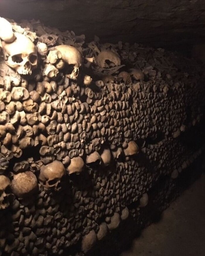 Weirdest Places On Earth - The Catacombs