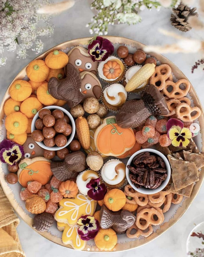 Thanksgiving Dessert Boards - Pumpkins, Owls, Pretzels