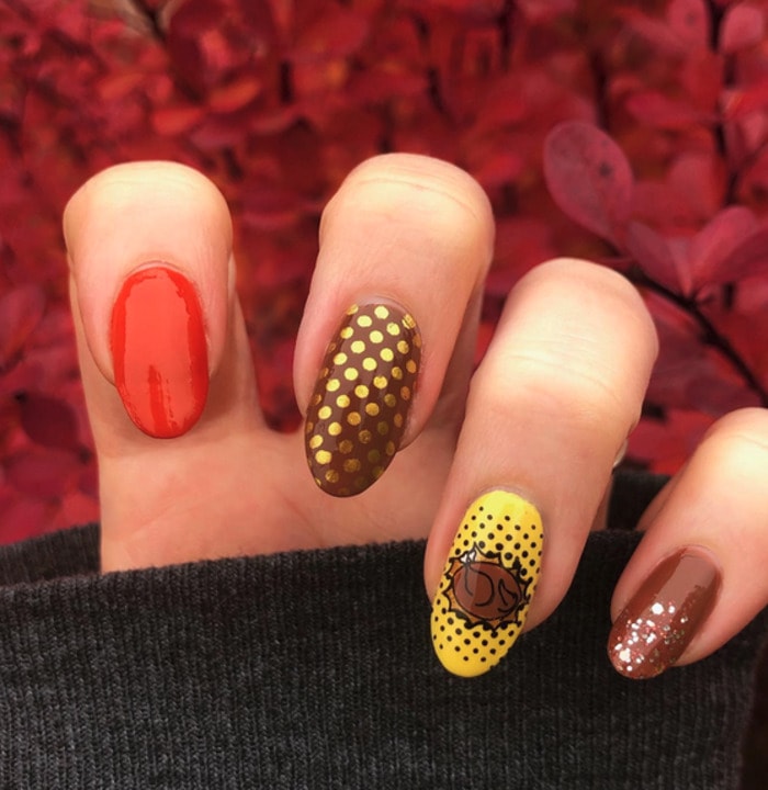 Thanksgiving nail art - turkey pop art